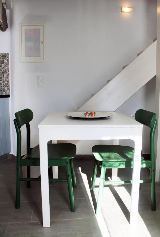 Cozy Guesthouse - Agios Romanos Exterior foto