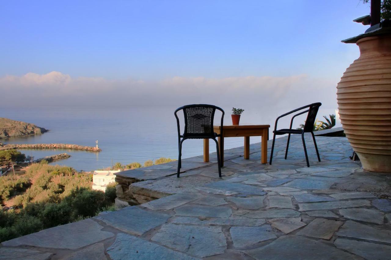 Cozy Guesthouse - Agios Romanos Exterior foto